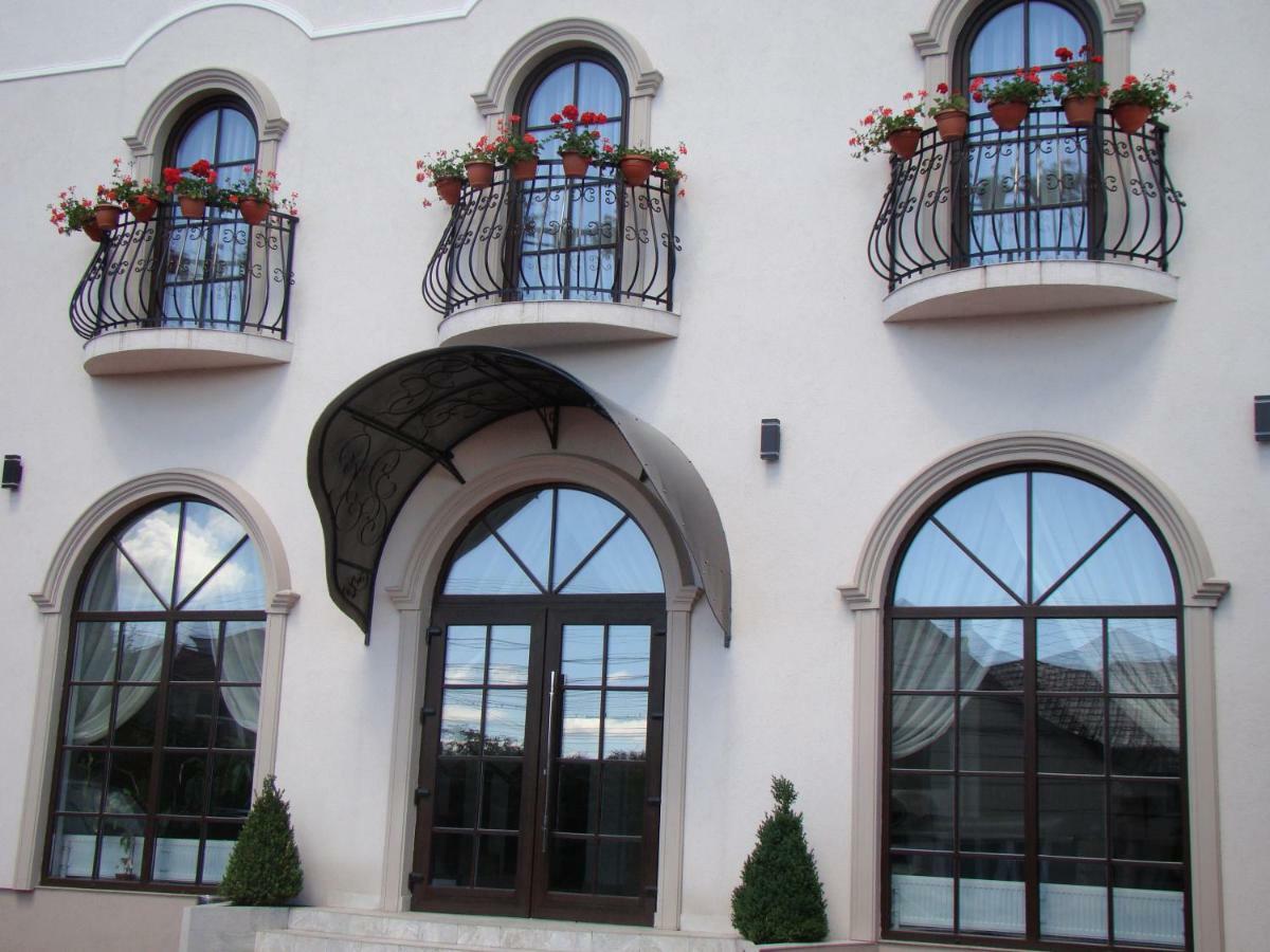 Hotel Casa Hora Sučava Exteriér fotografie